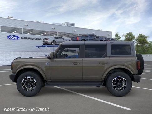 New 2025 Ford Bronco Outer Banks image 3