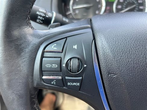 Used 2017 Acura TLX w/ Technology Package FWD image 17