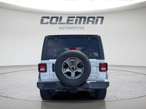 Used 2018 Jeep Wrangler Sport AWD/4WD image 4