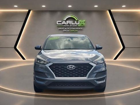 Used 2019 Hyundai Tucson SE FWD image 2