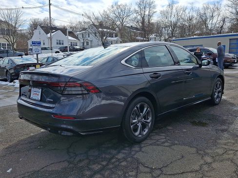 Certified 2025 Honda Accord EX-L image 7