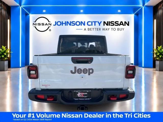 Used 2025 Jeep Gladiator Rubicon w/ Safety Group AWD/4WD image 5