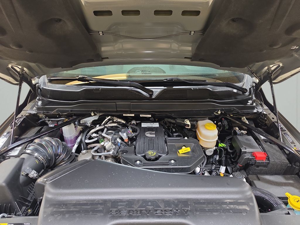 New 2027 RAM 3500 Big Horn AWD/4WD image 9
