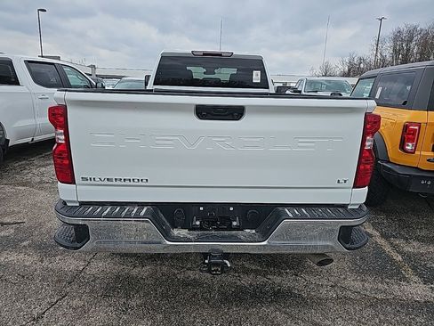 Used 2025 Chevrolet Silverado 2500 LT w/ Convenience Package image 5
