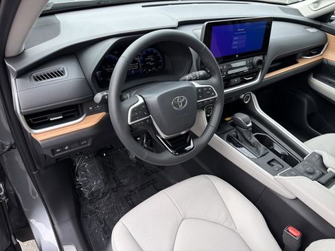New 2026 Toyota Grand Highlander Limited image 13