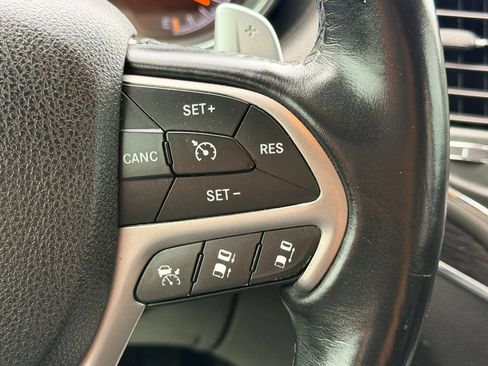 Used 2017 Jeep Grand Cherokee Summit w/ Platinum Series Group AWD/4WD image 36