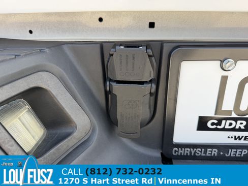 Used 2019 RAM 1500 Tradesman w/ Chrome Appearance Group AWD/4WD image 11