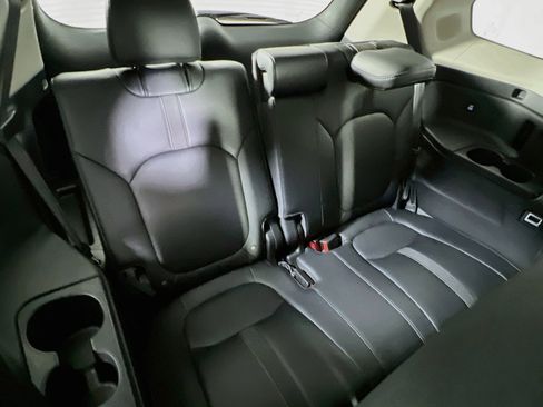 Used 2023 Honda Pilot Touring image 27