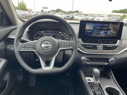 New 2025 Nissan Altima 2.5 SV w/ SV Special Edition Package image 12