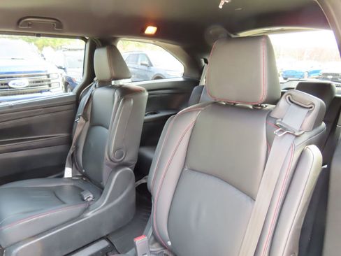 Used 2023 Honda Odyssey Sport image 31