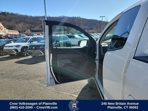 Used 2022 Chevrolet Colorado W/T RWD image 38