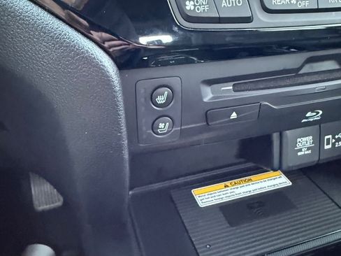 Used 2022 Honda Pilot Black Edition image 22