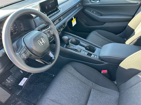 New 2025 Honda Accord SE image 10