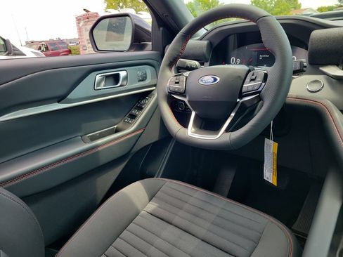 New 2026 Ford Explorer ST-Line w/ ST-Line Street Pack AWD/4WD image 13