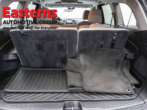 Used 2016 Honda Pilot Touring image 9