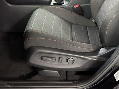 Certified 2025 Honda CR-V Sport image 16