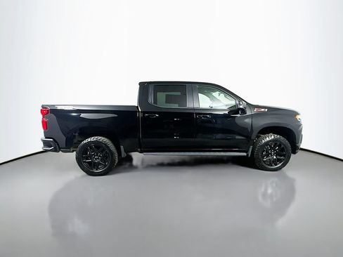 Used 2022 Chevrolet Silverado 1500 LT Trail Boss w/ LPO, Dark Essentials Package AWD/4WD image 7