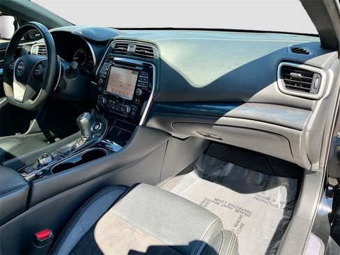 Used 2022 Nissan Maxima SR w/ Sport Mat Group image 28