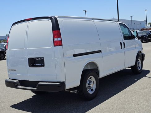 New 2025 Chevrolet Express 2500 Extended w/ Communications Package RWD image 7