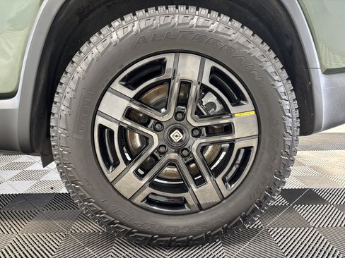 Used 2024 Rivian R1S Adventure AWD/4WD image 10