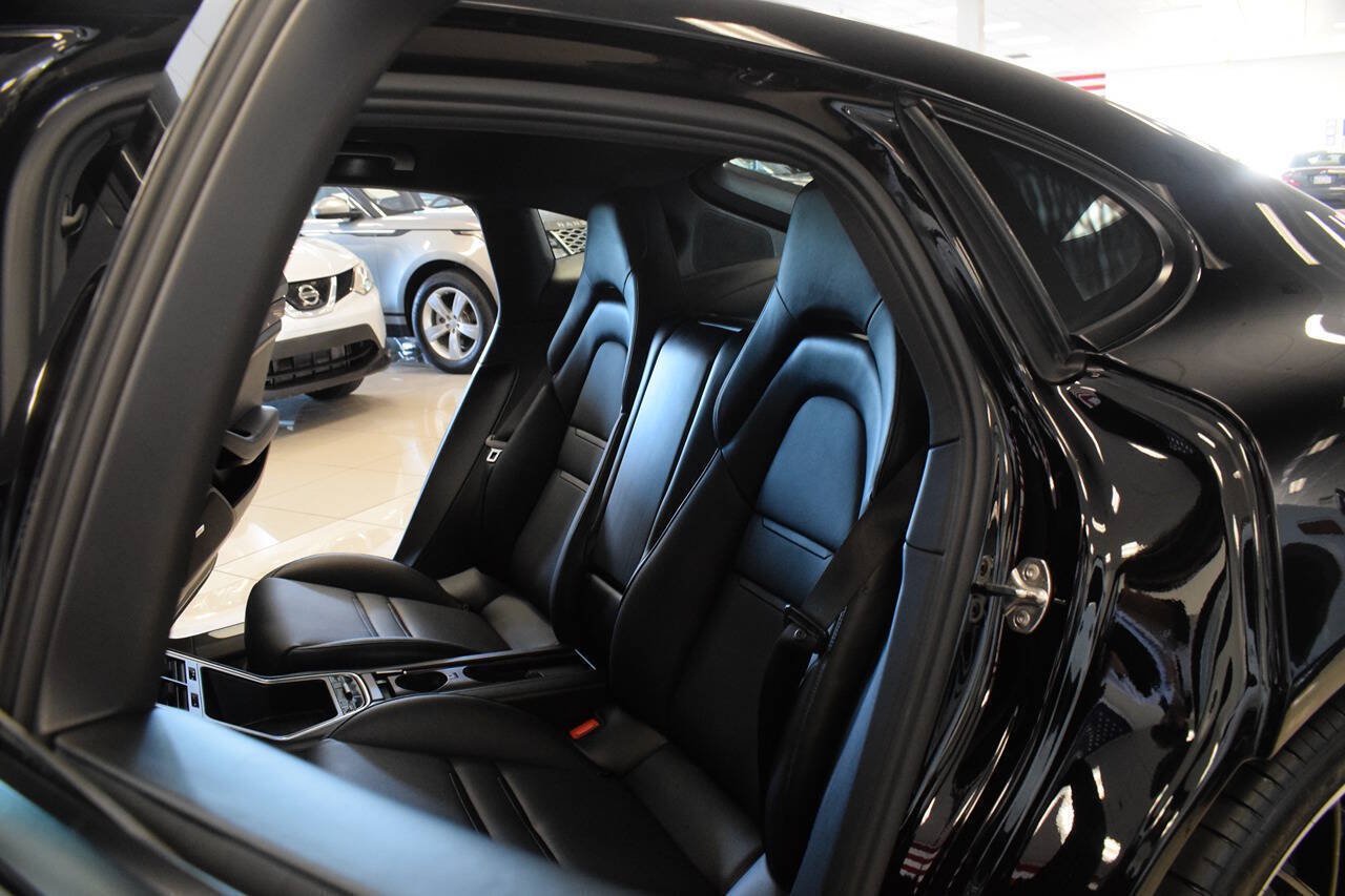 Used 2018 Porsche Panamera 4 AWD/4WD image 70