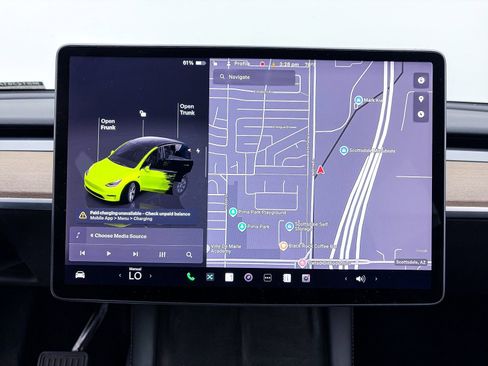 Used 2022 Tesla Model Y Long Range AWD/4WD image 6