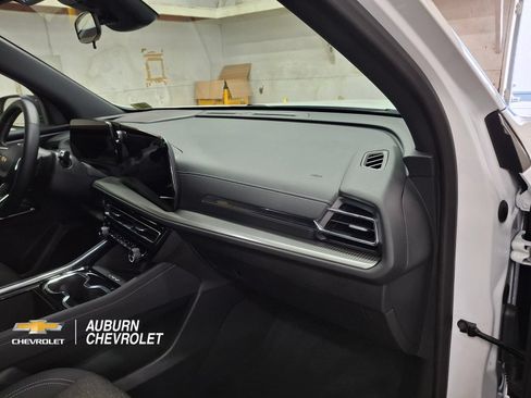 Used 2025 Chevrolet Traverse LT w/ Driver Confidence Package FWD image 22