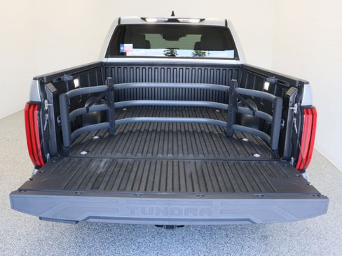 Used 2022 Toyota Tundra Limited w/ Power Package AWD/4WD image 33