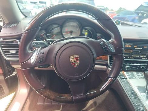Used 2012 Porsche Panamera 4S image 9