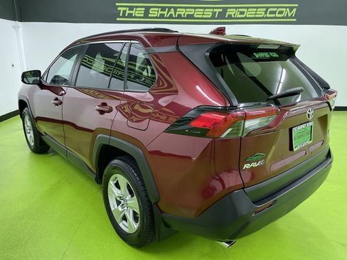 Used 2019 Toyota RAV4 XLE image 7