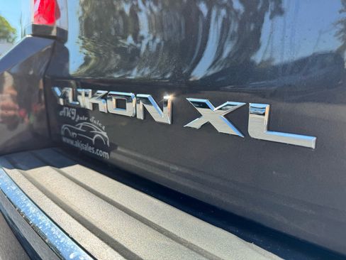 Used 2015 GMC Yukon XL Denali w/ Open Road Package image 43