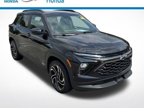 Used 2024 Chevrolet TrailBlazer RS w/ Driver Confidence Package FWD image 1