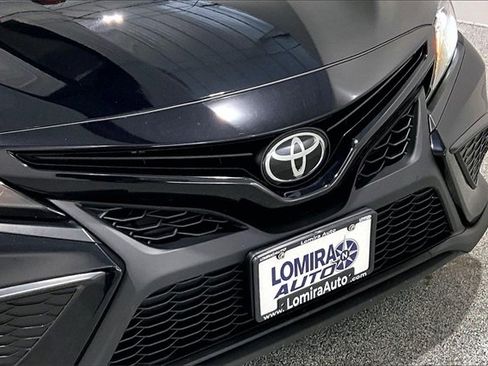 Used 2024 Toyota Camry SE image 34