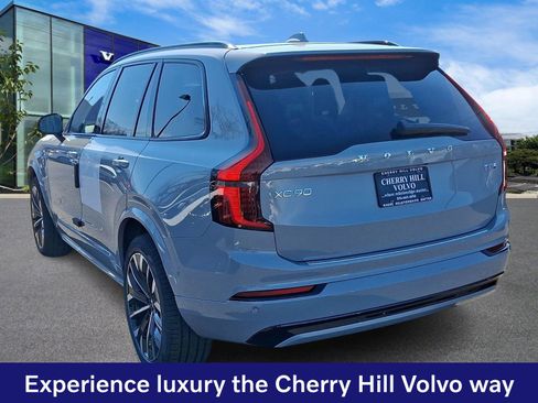 New 2026 Volvo XC90 T8 Ultra w/ Protection Package Premier AWD/4WD image 3