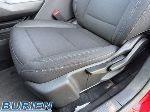 New 2026 Chevrolet Equinox EV LT image 12