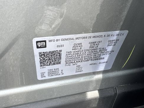 Used 2023 Chevrolet Equinox LT FWD image 33