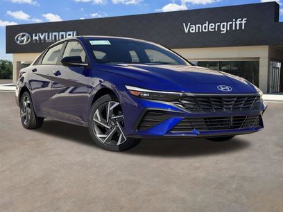 New 2025 Hyundai Elantra SEL