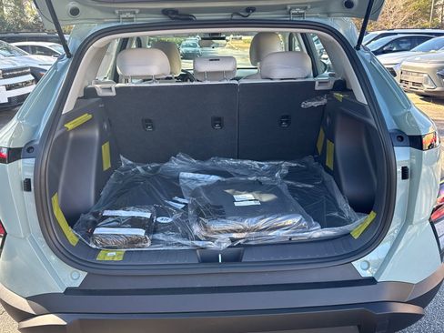 New 2026 Hyundai Kona SE image 18