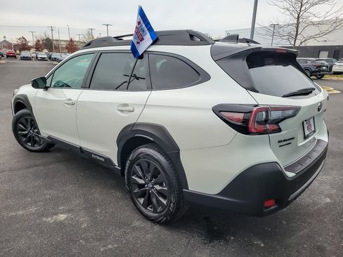 Certified 2025 Subaru Outback Onyx Edition image 6