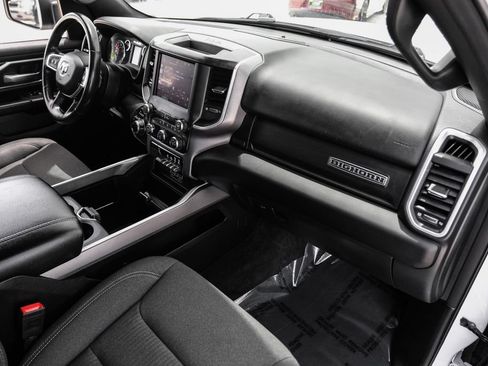 Used 2023 RAM 1500 Big Horn AWD/4WD image 9