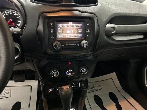 Used 2019 Jeep Renegade Sport AWD/4WD image 24