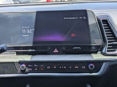 Certified 2024 Kia Sportage X-Line w/ X-Line Premium Package AWD/4WD image 20