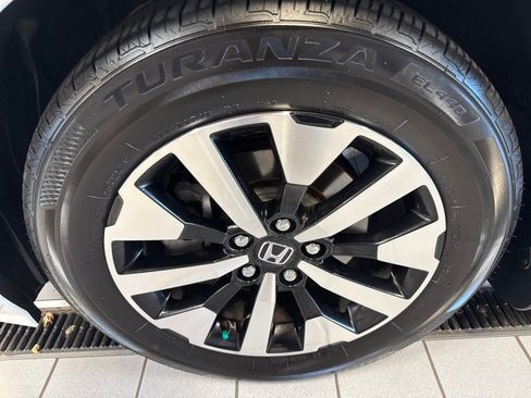 Used 2026 Honda Odyssey EX-L image 12