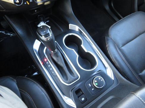 Used 2019 Chevrolet Traverse Premier w/ Redline Edition image 26