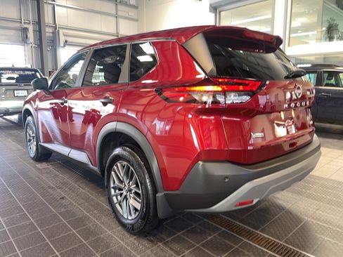 Used 2023 Nissan Rogue S image 14