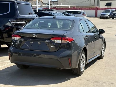 Used 2024 Toyota Corolla LE FWD image 4