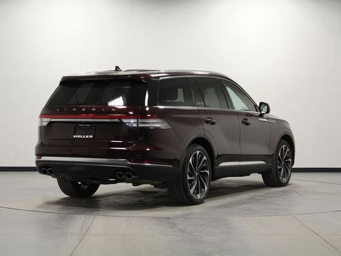 Used 2022 Lincoln Aviator Reserve w/ Equipment Group 201A image 4