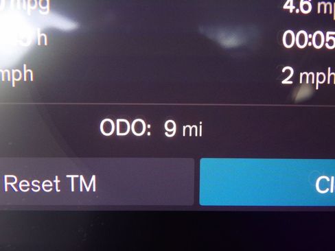 New 2026 Volvo XC60 T8 Plus w/ Protection Package Premier image 18