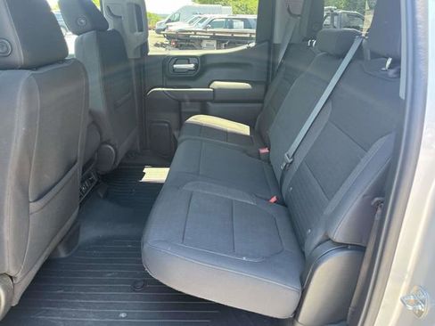 Used 2021 Chevrolet Silverado 1500 LT RWD image 13