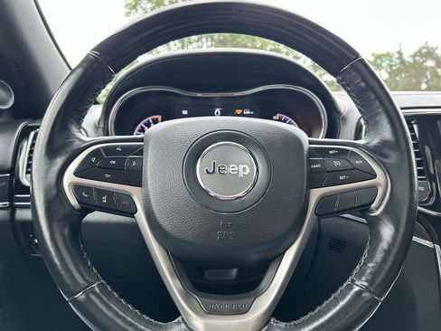 Used 2021 Jeep Grand Cherokee Overland image 15